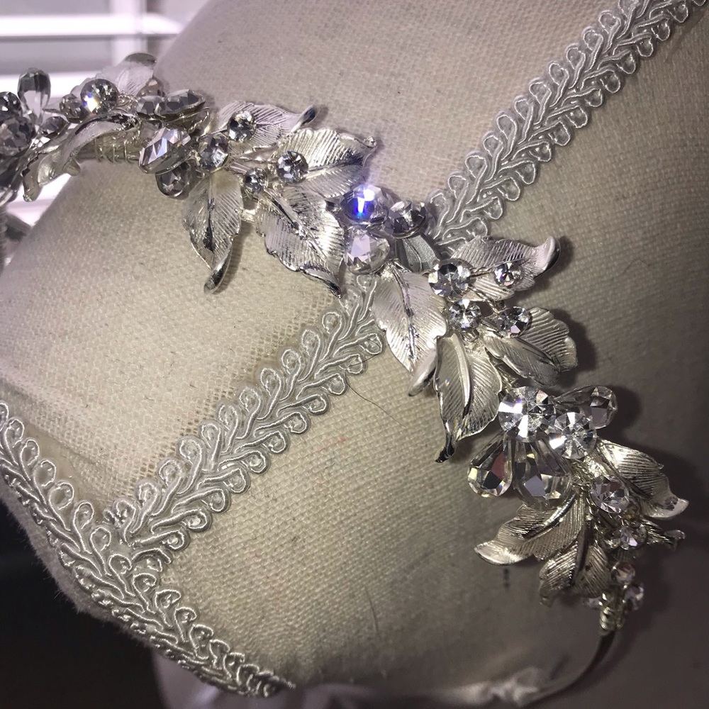 Formal headband